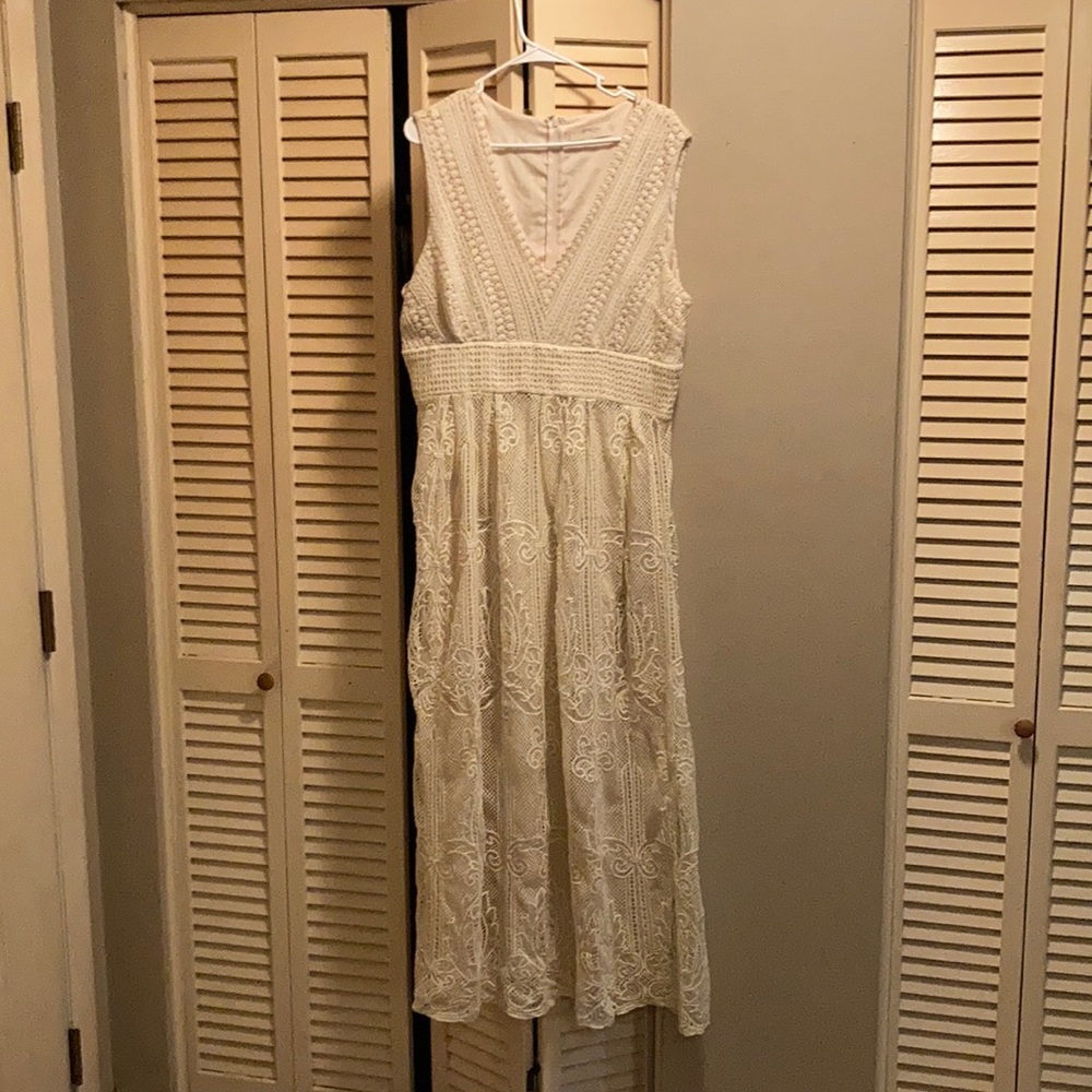 Altar’d State Wedding Dress 14 or 16 BNWOT